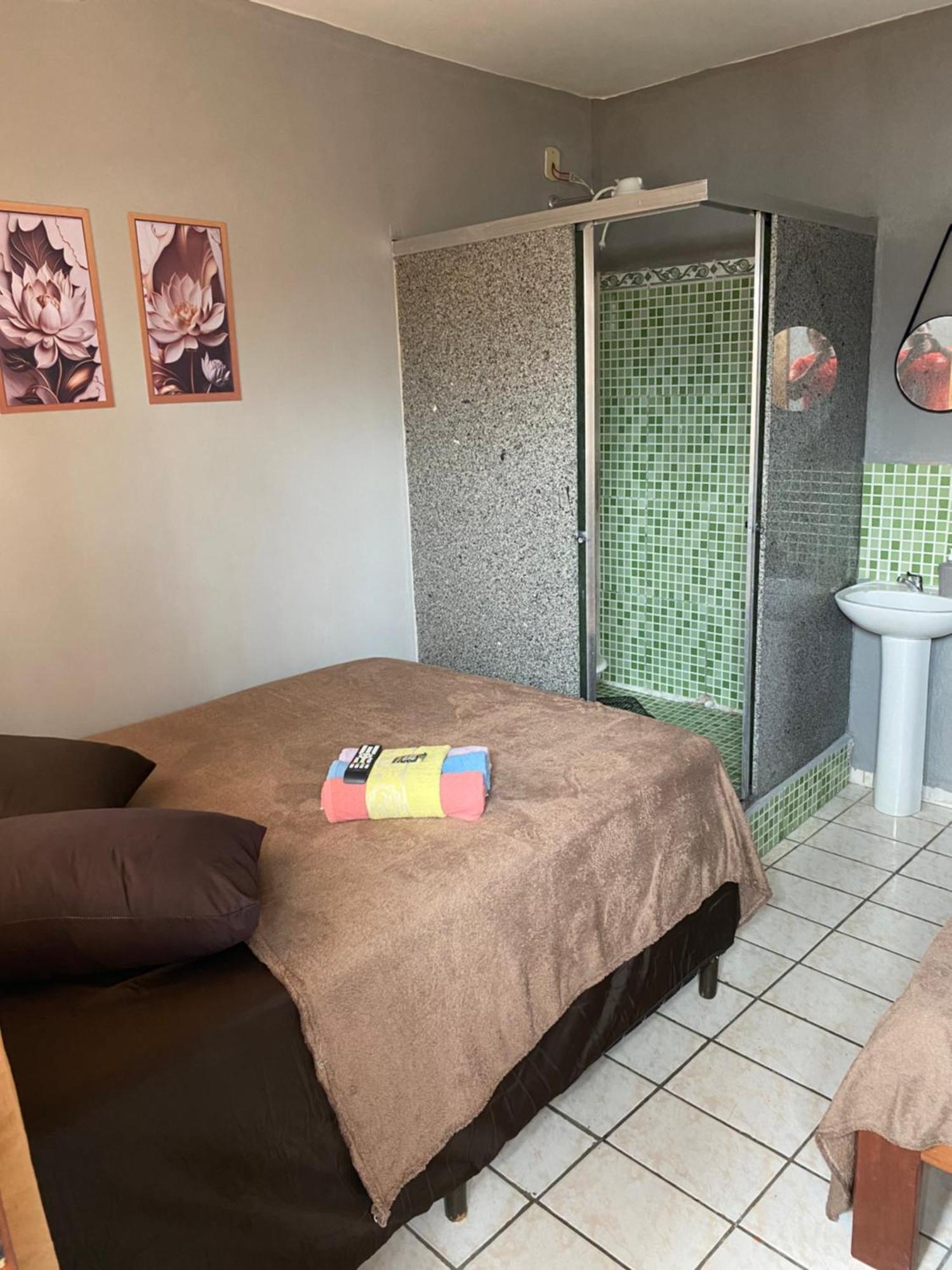 Pousada Casa Da Fe Hotel Aparecida  Bagian luar foto